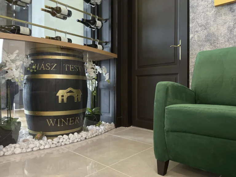 2461DDCA-21FA-41D2-A733-4A81D44A76B2-scaled