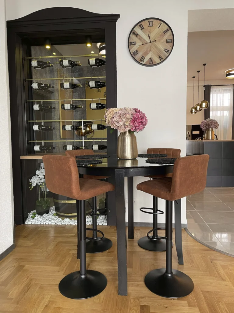 C3A88ECB-F4A7-41C1-BCF2-3FCD67A7CCE1-scaled