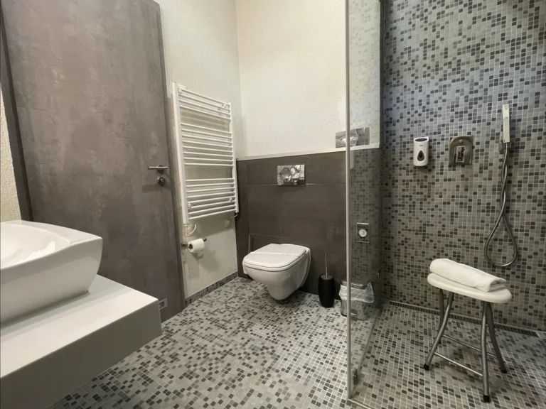 Smart-Standard-room-103-2