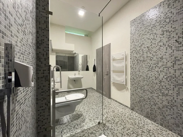 Smart-Standard-room-106-5