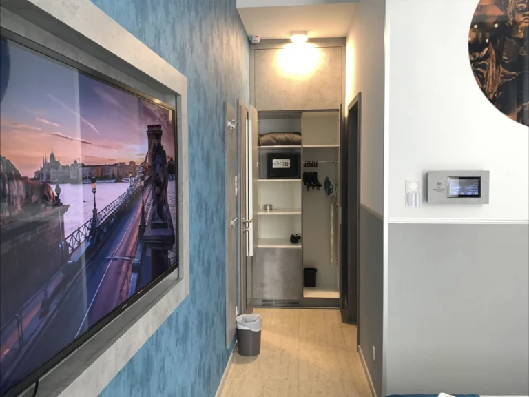 Smart-Superior-room-101-1