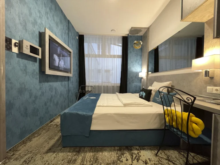 Smart-Superior-room-204-2